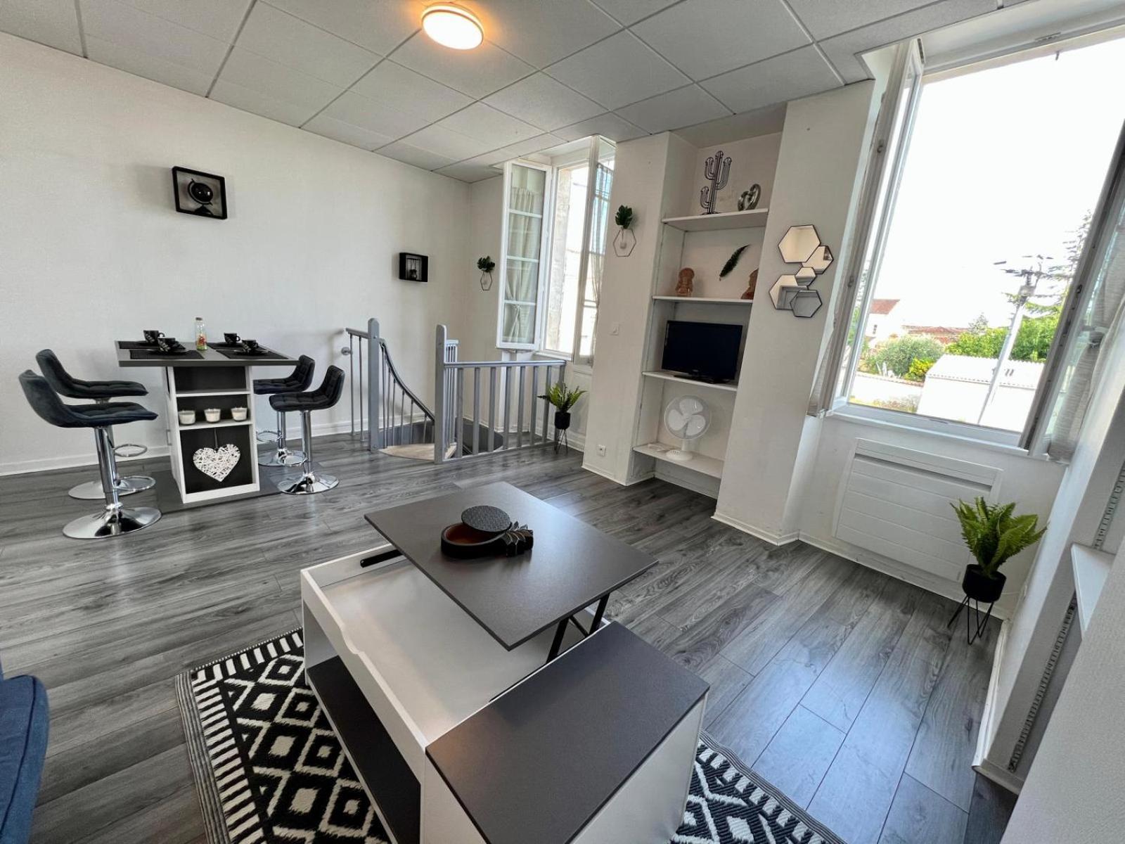 Myvi Cognac Apartment Exterior photo